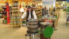 Degustacja soków w sieci Carrefour - Szczecin